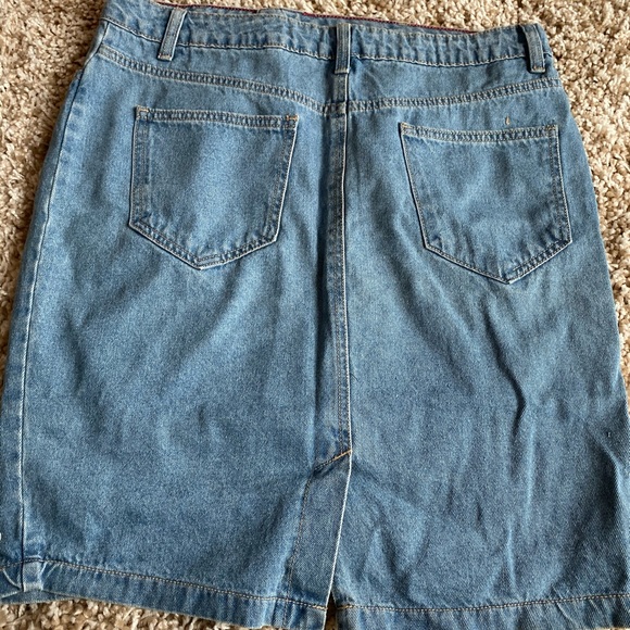Distressed Denim Mini Skirt - Picture 3 of 6